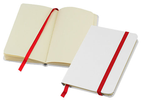 Libreta A6 de modelo "Whiteskine", fabricada en cartón piedra y forrada PU. Pack de 50 Unidades
