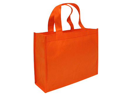 Bolsa reutilizable modelo "Boko" de TNT. Medidas 25 x 20 x 8 cm. Set de 100 unidades