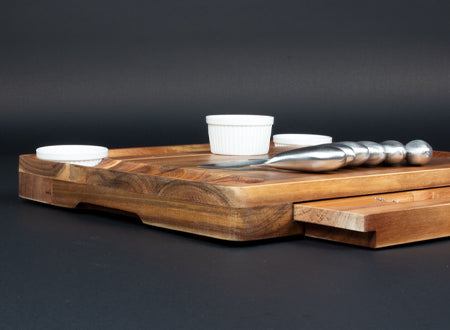 Tabla de Quesos con 12 Herramientas.40 x 32 x 4.5 cm.