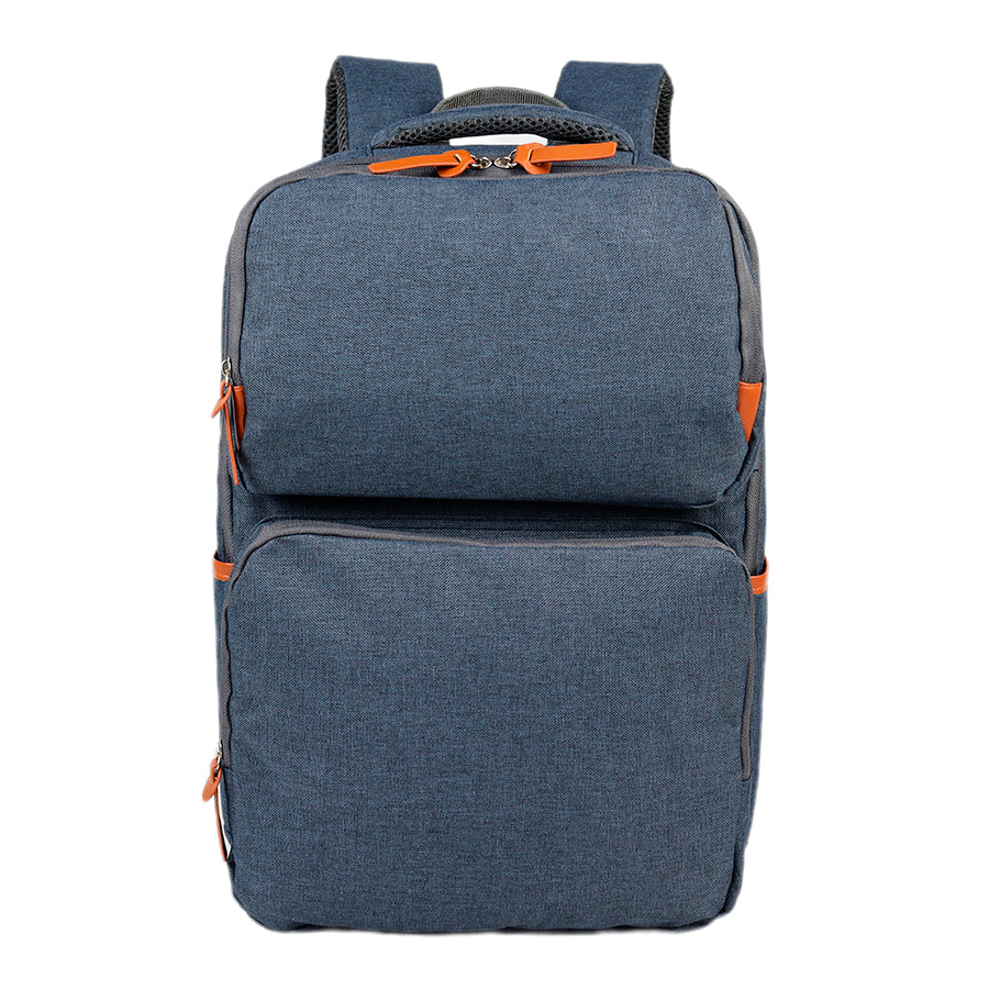 Mochila Porta-Notebook Nueva temporada modelo Jazz. Tamaño: 27.5x41x9.5 cm aprox
