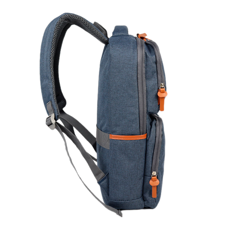 Mochila Porta-Notebook Nueva temporada modelo Jazz. Tamaño: 27.5x41x9.5 cm aprox