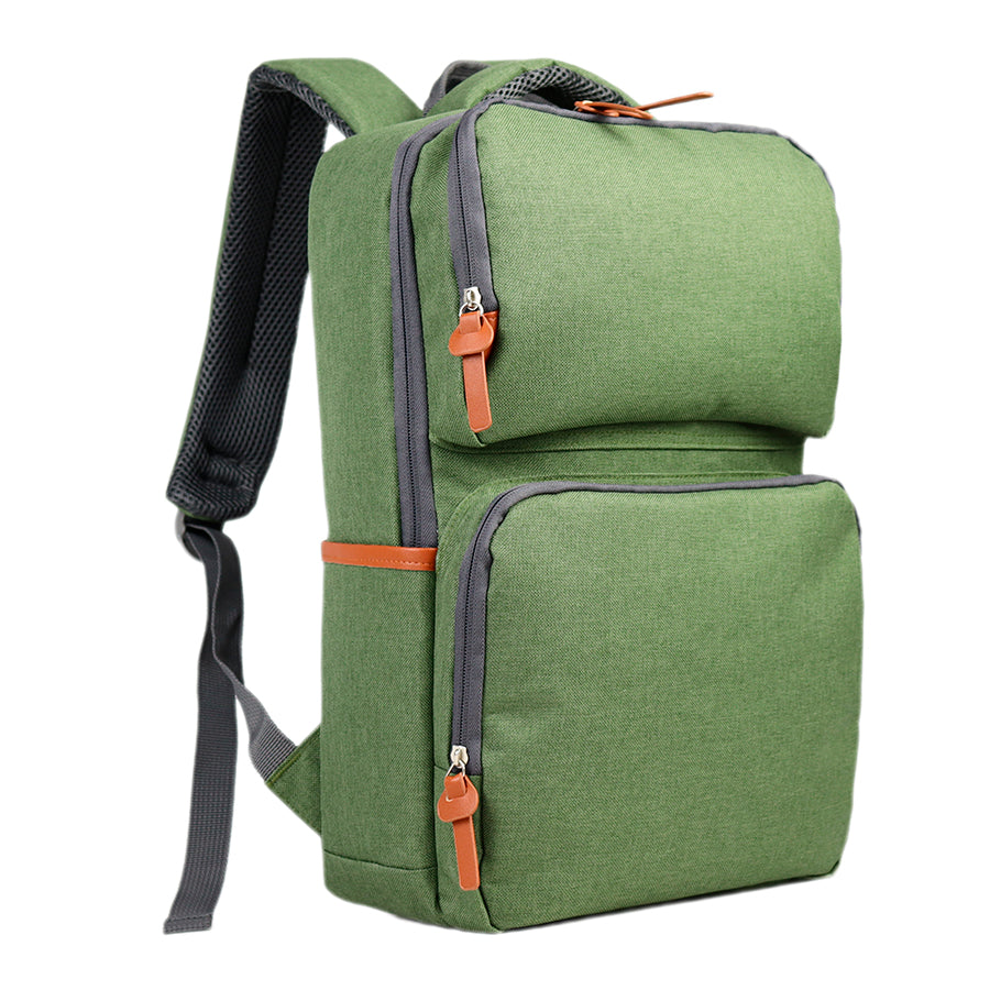 Mochila Porta-Notebook Nueva temporada modelo Jazz. Tamaño: 27.5x41x9.5 cm aprox