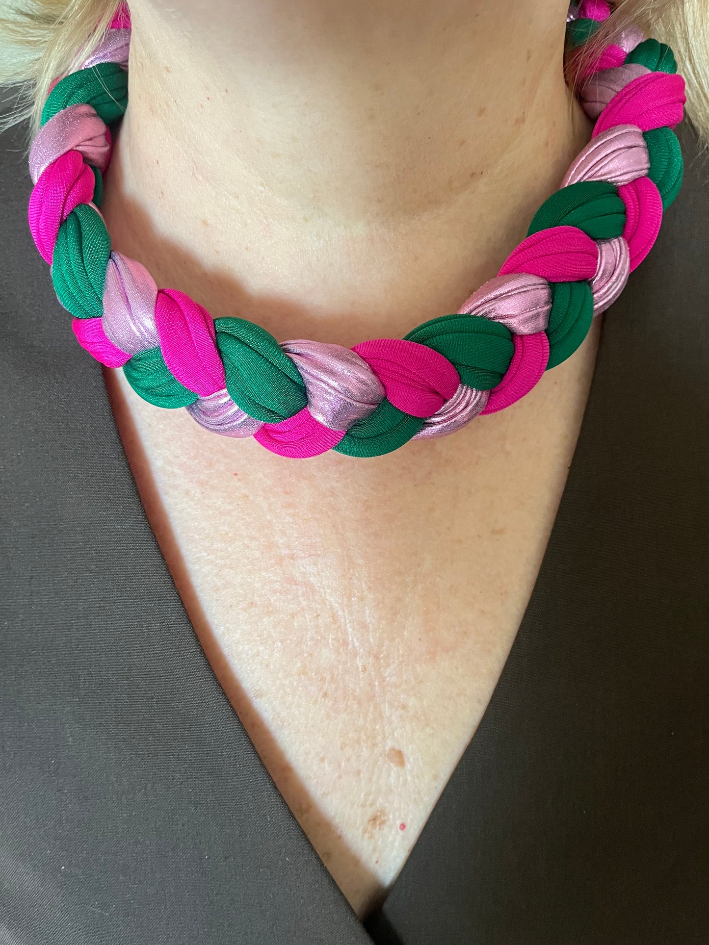 Joyeria artesanal textil elasticado/ hecho a mano